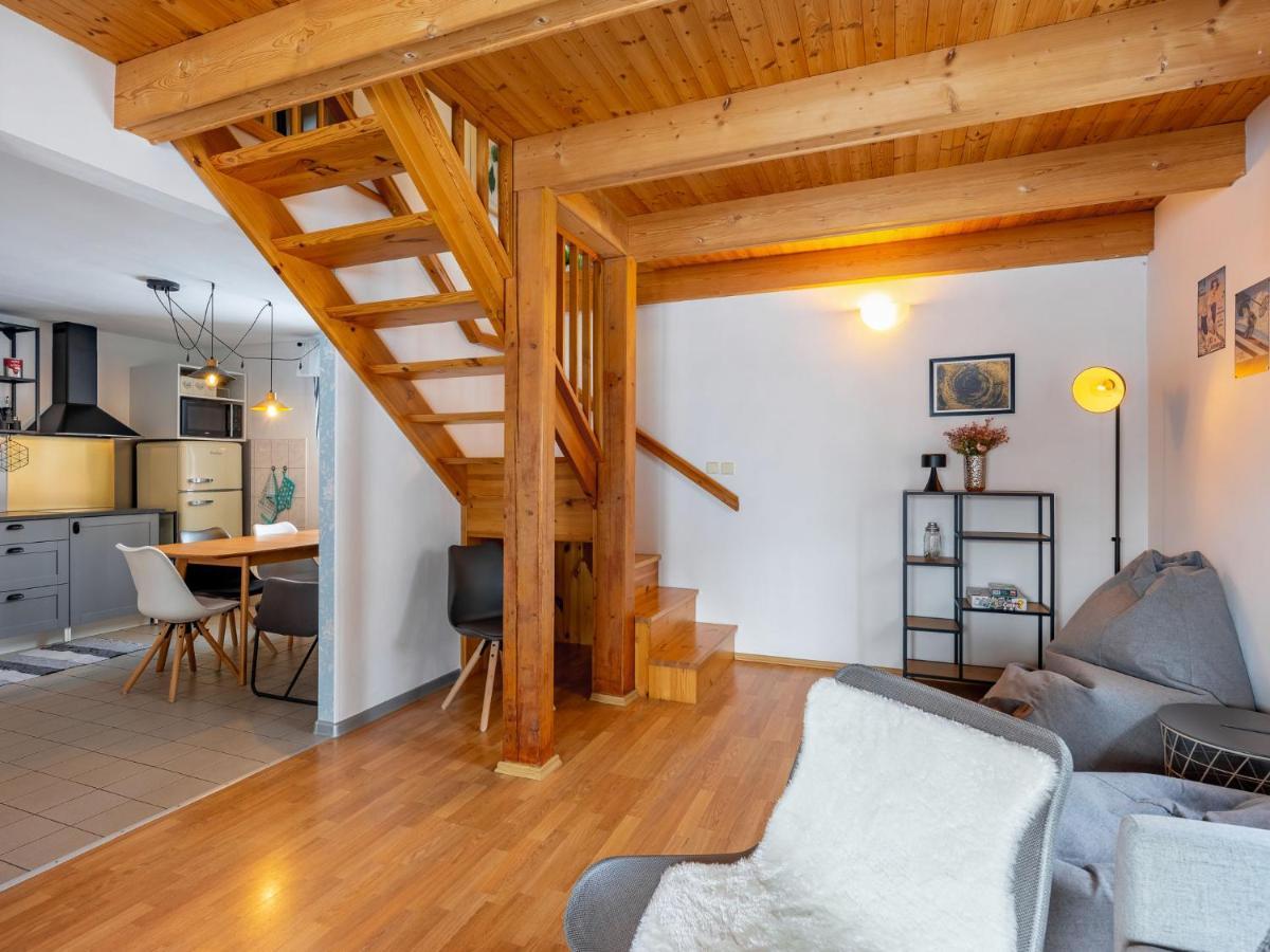 Holiday Home Holiday Hill 67 By Interhome Cista  Экстерьер фото