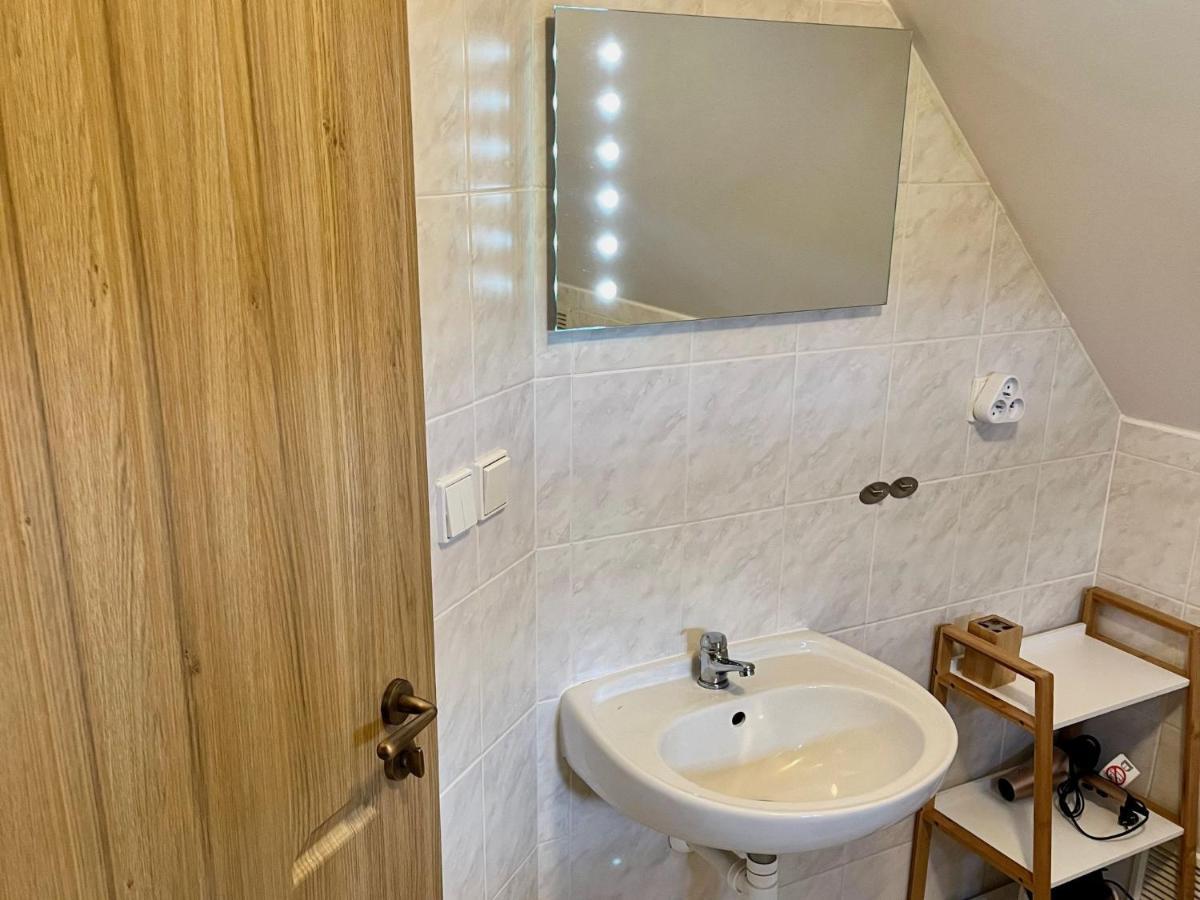 Holiday Home Holiday Hill 67 By Interhome Cista  Экстерьер фото